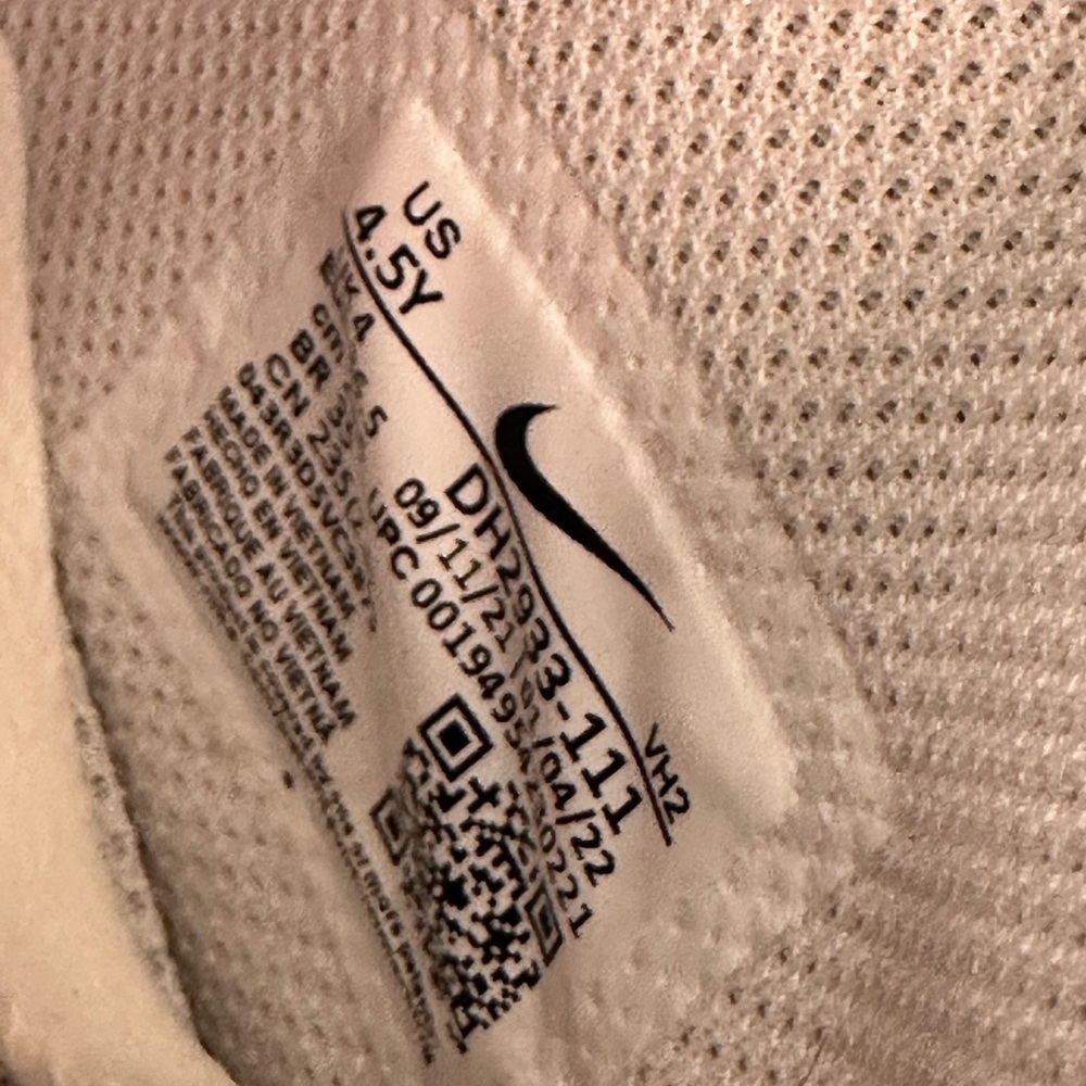 Nike Air Force 1 Mid LE Big Kids 4.5Y - white/white - BNIB - Picture 4 of 8